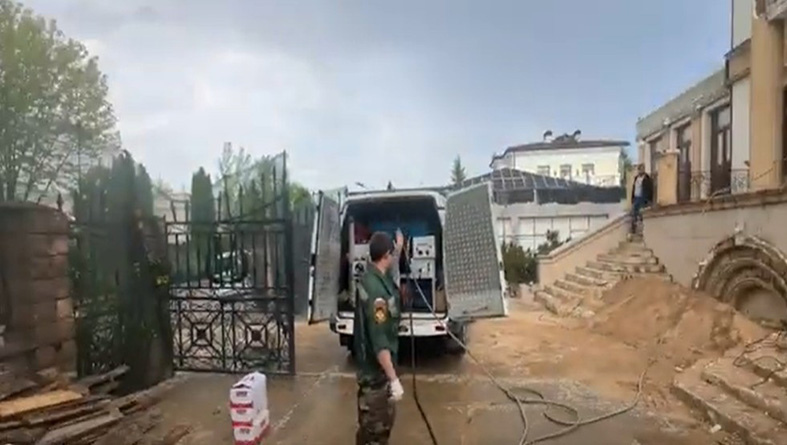 <p>Объект: канализационный колодец в частном доме.</p>
