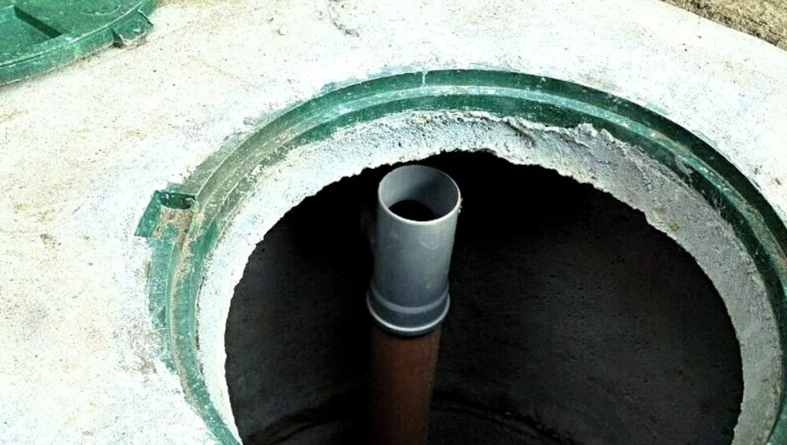 Методы обслуживания канализационных колодцев
