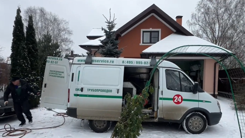 Прочистка канализации загородного дома в зимний период
