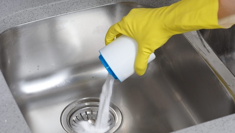 Эффективна ли химическая прочистка канализационных труб